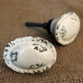 Distressed Oval Ceramic Knob